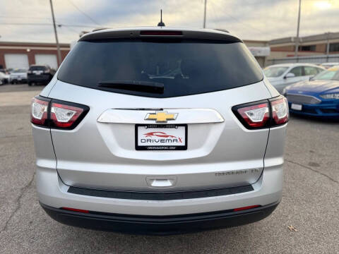 2016 Chevrolet Traverse LS