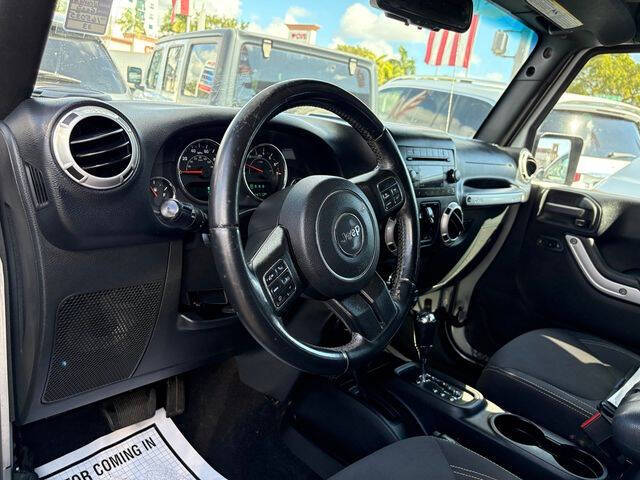 2016 Jeep Wrangler Unlimited Sahara