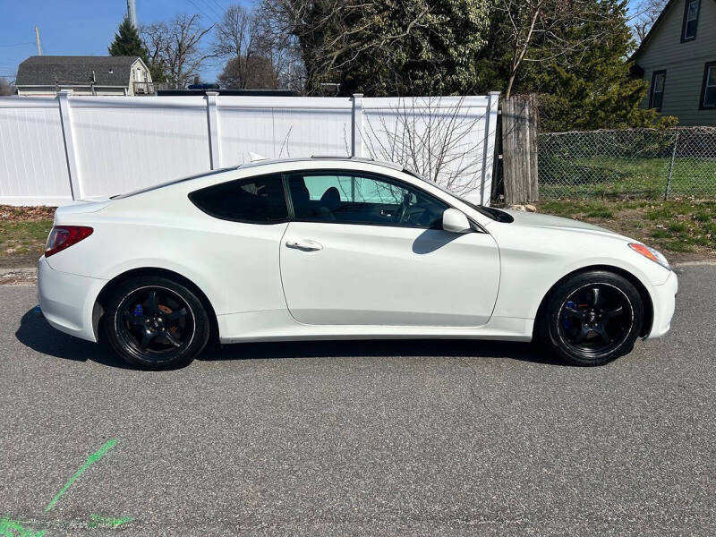 2012 Hyundai Genesis Coupe 2.0T Premium