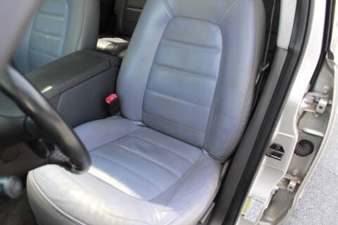 2004 Ford Explorer XLT