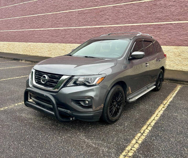 2017 Nissan Pathfinder SV