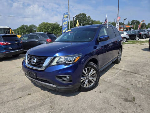 2020 Nissan Pathfinder SV