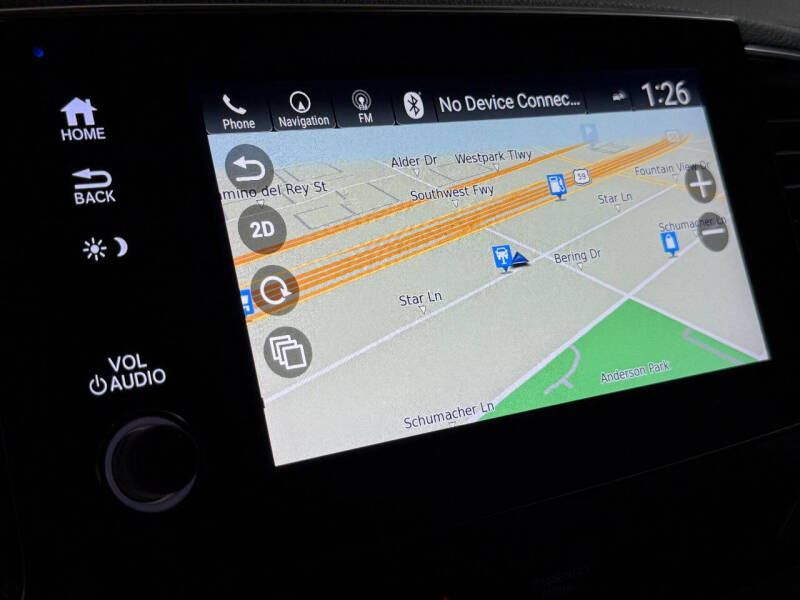 2019 Honda Pilot Touring w/Rear Captain's Chairs