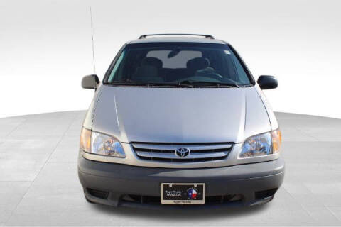 2002 Toyota Sienna LE