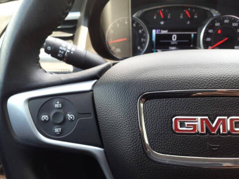 2017 GMC Acadia SLT-1