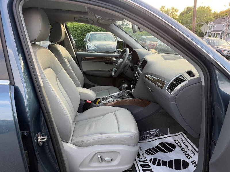 2016 Audi Q5 2.0T quattro Premium Plus