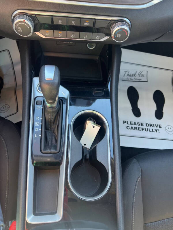 2024 Nissan Altima 2.5 SV