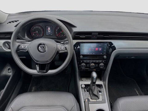 2022 Volkswagen Passat SE