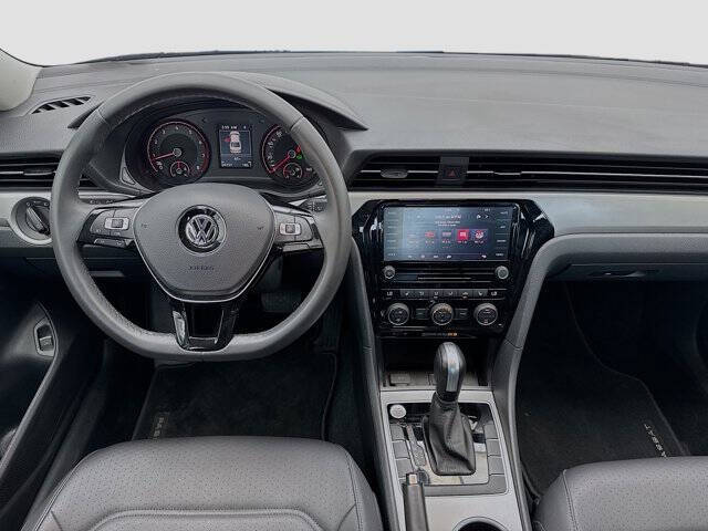 2022 Volkswagen Passat SE