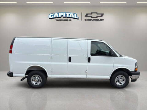 2025 Chevrolet Express 2500
