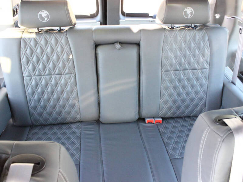 2025 Chevrolet Express 2500