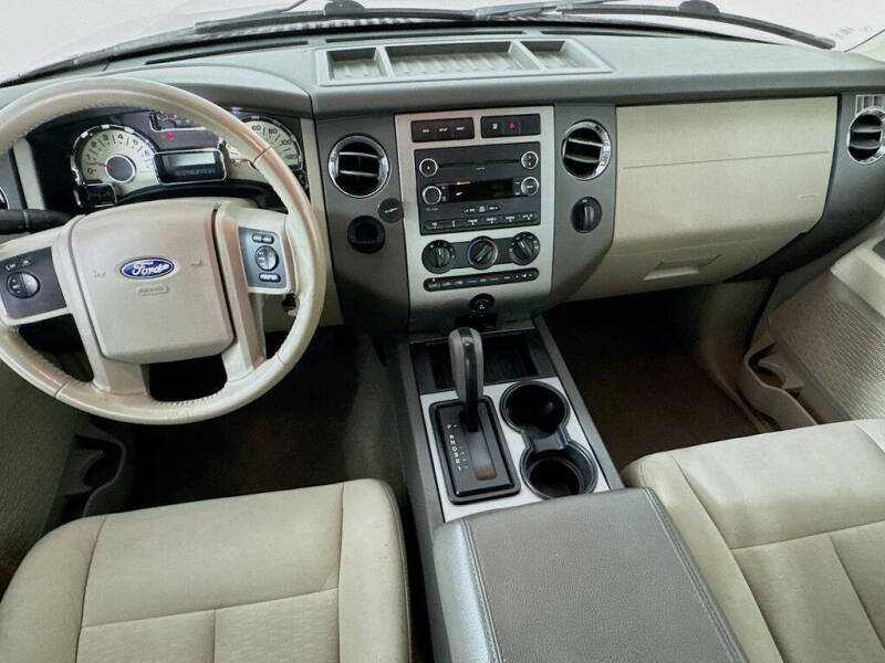 2013 Ford Expedition XLT