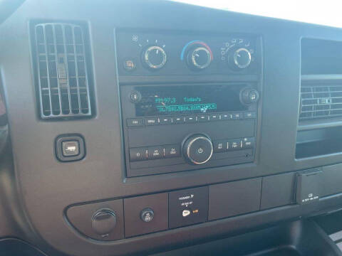 2023 Chevrolet Express 2500