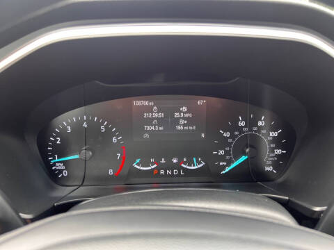 2020 Ford Escape SE