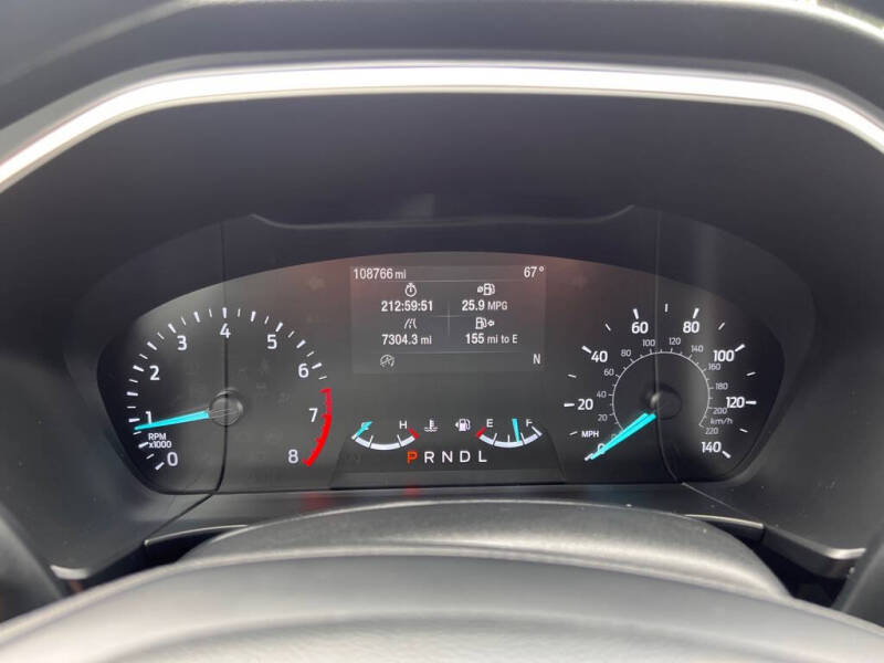 2020 Ford Escape SE