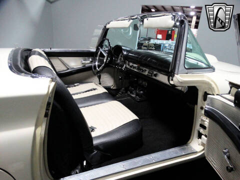 1957 Ford Thunderbird