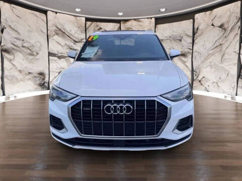 2019 Audi Q3 quattro Premium 45 TFSI