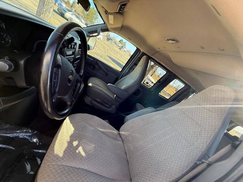 2020 Chevrolet Express LS 3500