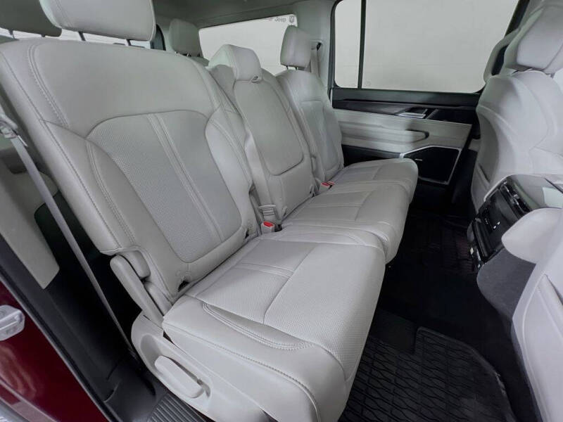 2024 Jeep Wagoneer