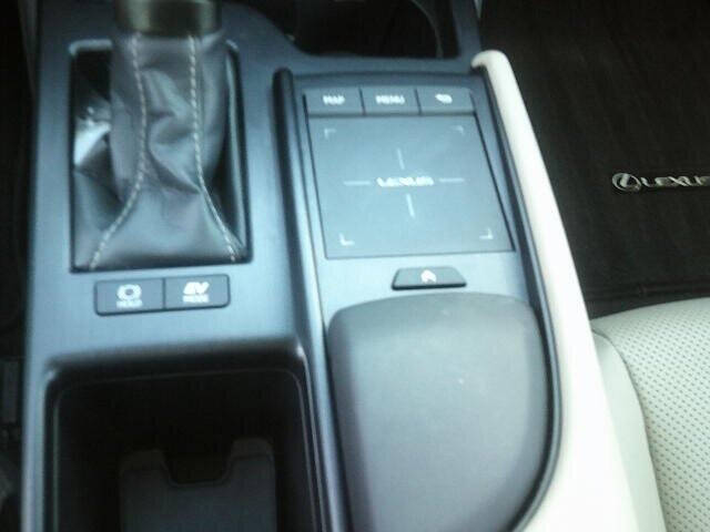 2021 Lexus ES 300h