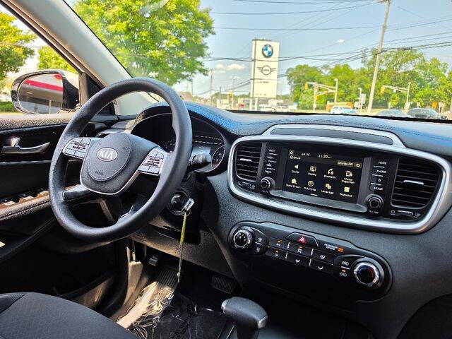 2019 Kia Sorento LX