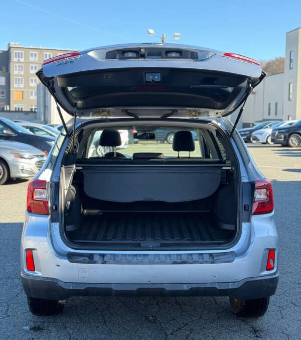 2015 Subaru Outback 2.5i Limited