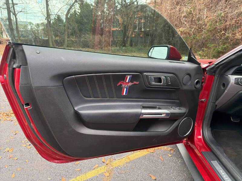 2021 Ford Mustang EcoBoost Premium