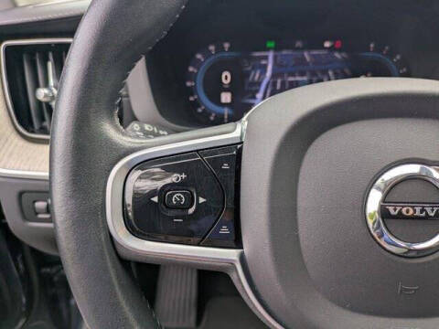 2022 Volvo XC60 B6 Inscription