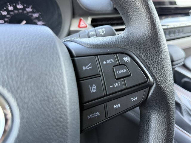 2024 Toyota Sienna LE 8-Passenger