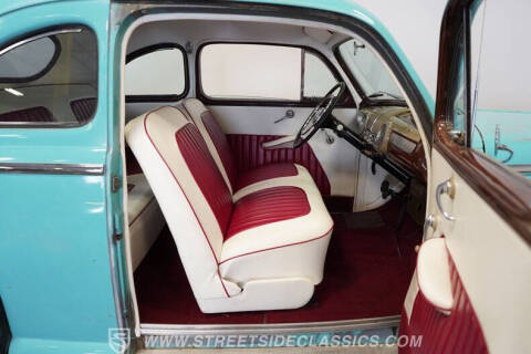 1948 Ford Deluxe