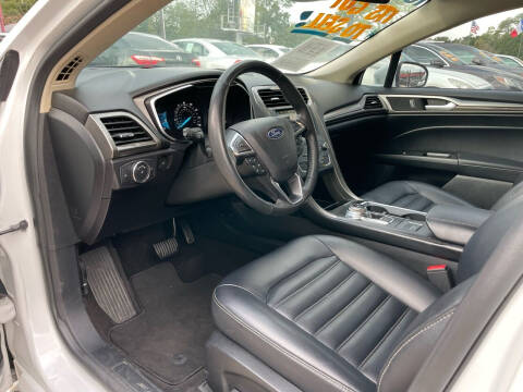 2019 Ford Fusion SEL