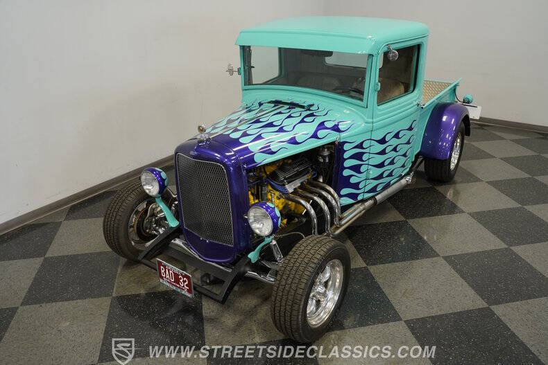 1932 Ford F-100