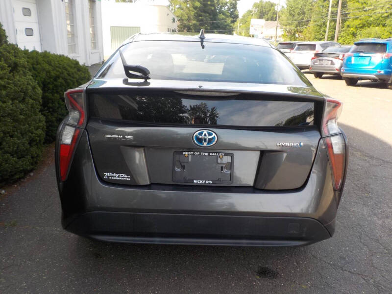 2016 Toyota Prius Two
