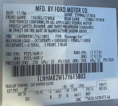 2007 Lincoln Town Car Signature Limited