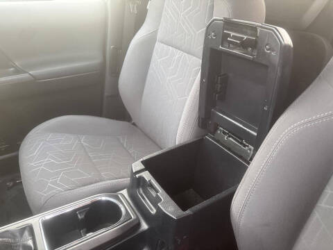 2017 Toyota Tacoma SR5 V6