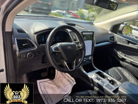 2023 Ford Edge Titanium