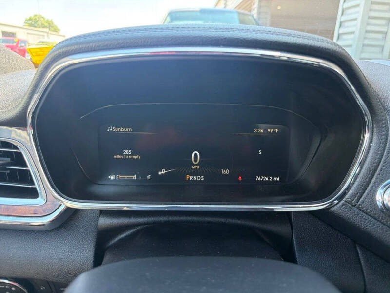 2017 Lincoln Continental Select