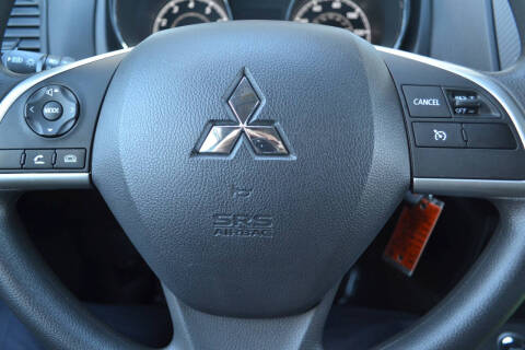 2024 Mitsubishi Outlander Sport ES