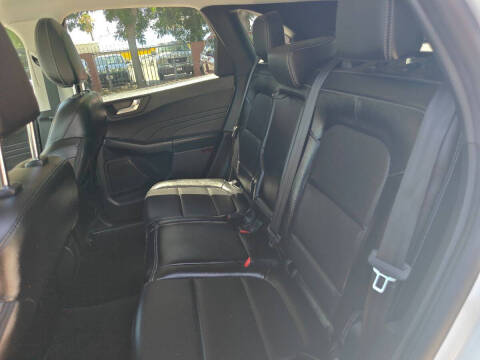 2022 Ford Escape SEL