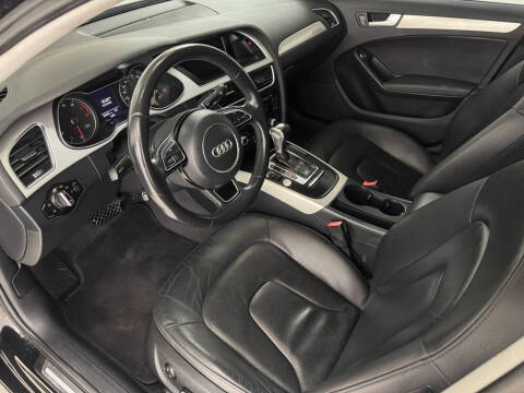 2016 Audi A4 2.0T quattro Premium