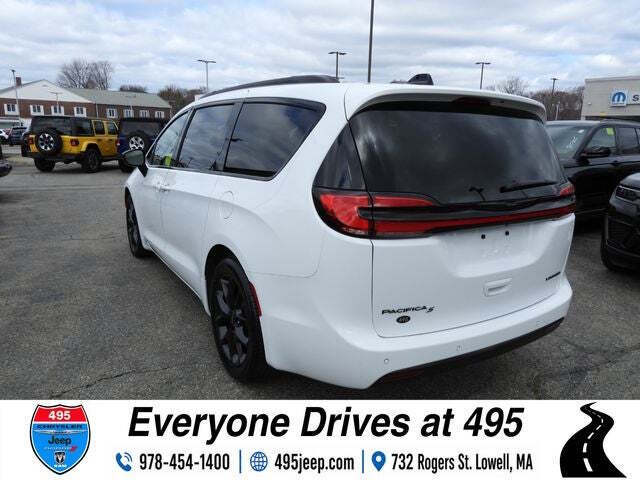 2025 Chrysler Pacifica Limited