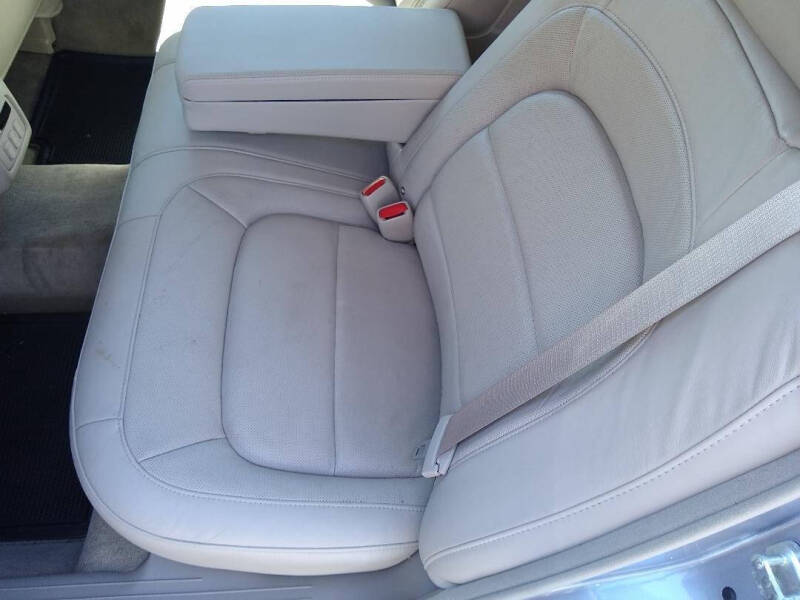 2005 Cadillac DeVille DHS