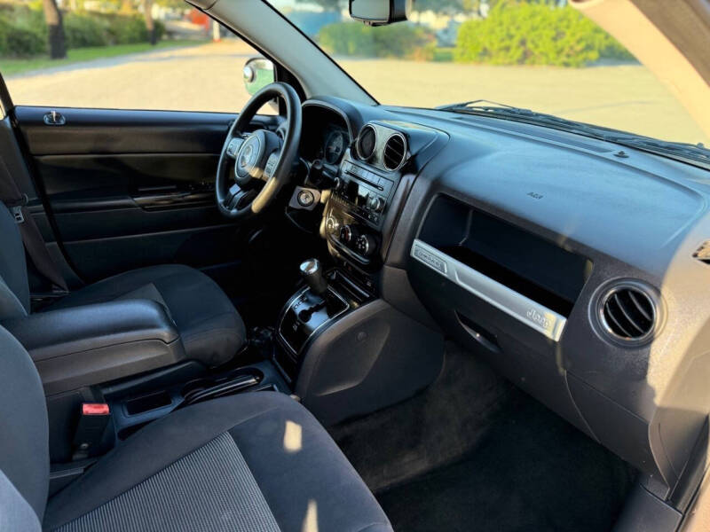 2016 Jeep Compass Sport