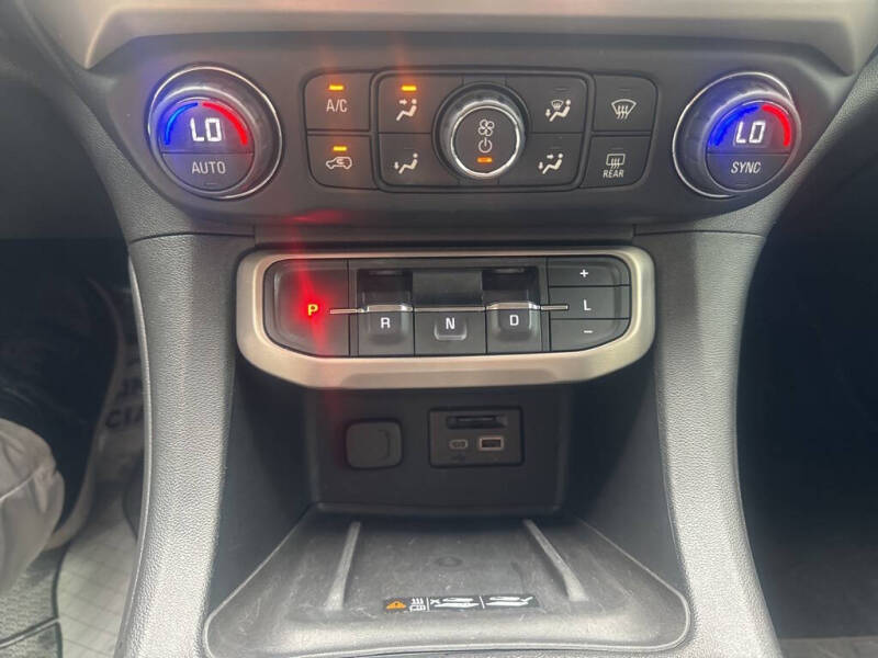 2020 GMC Acadia Denali