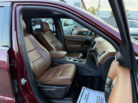 2017 Jeep Grand Cherokee Summit