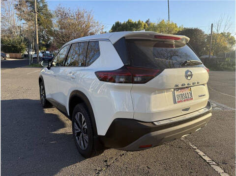 2021 Nissan Rogue SV