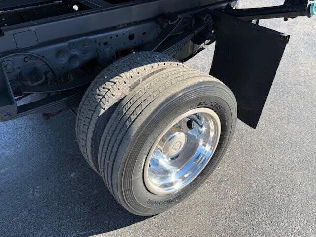 2004 Ford F-550 Super Duty