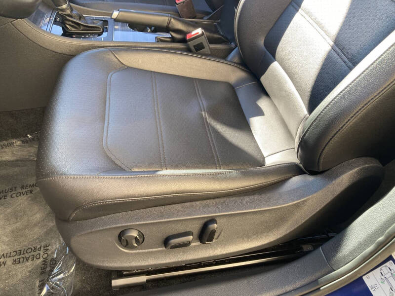 2017 Volkswagen Passat 1.8T SE