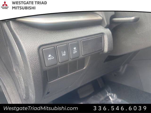 2025 Mitsubishi Eclipse Cross LE