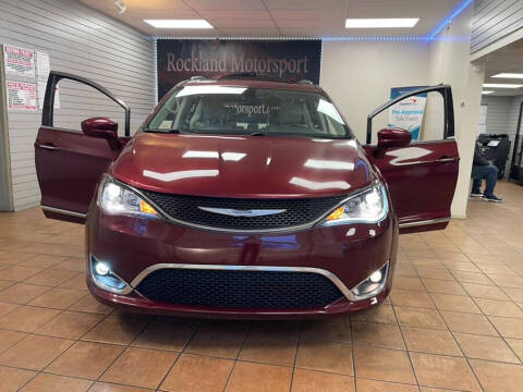 2018 Chrysler Pacifica Touring L Plus